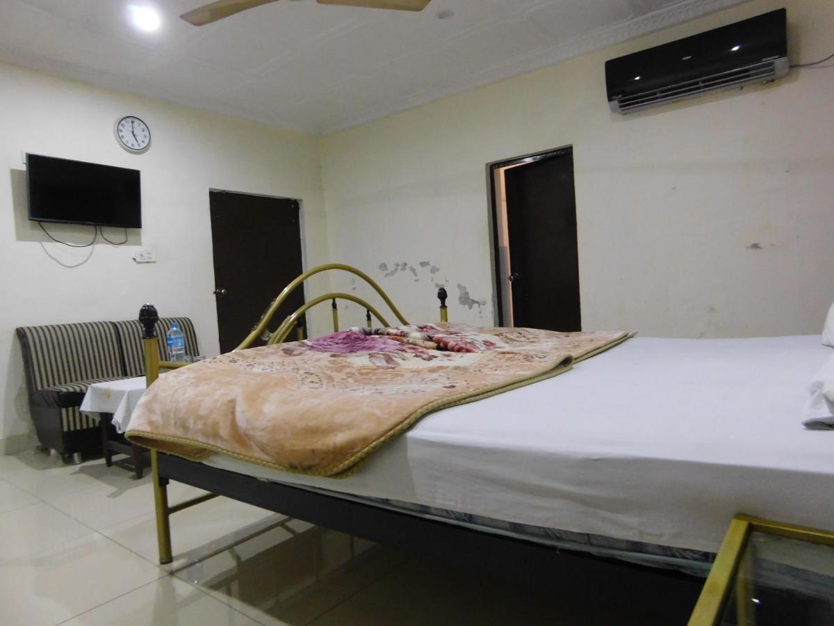 Hotel Humera バハーワルプル エクステリア 写真