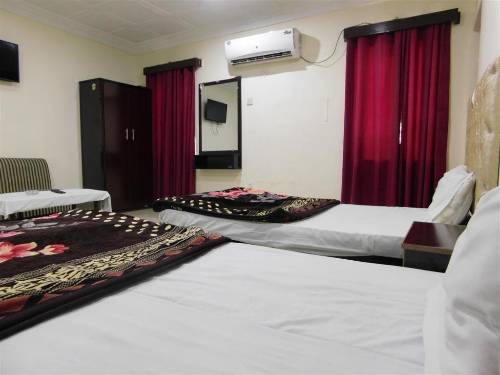 Hotel Humera バハーワルプル エクステリア 写真